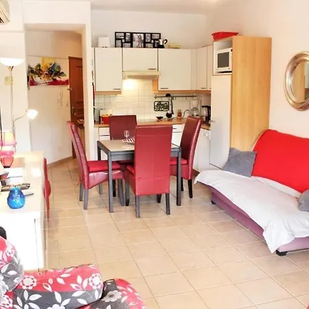 Apartment Amiraute J9